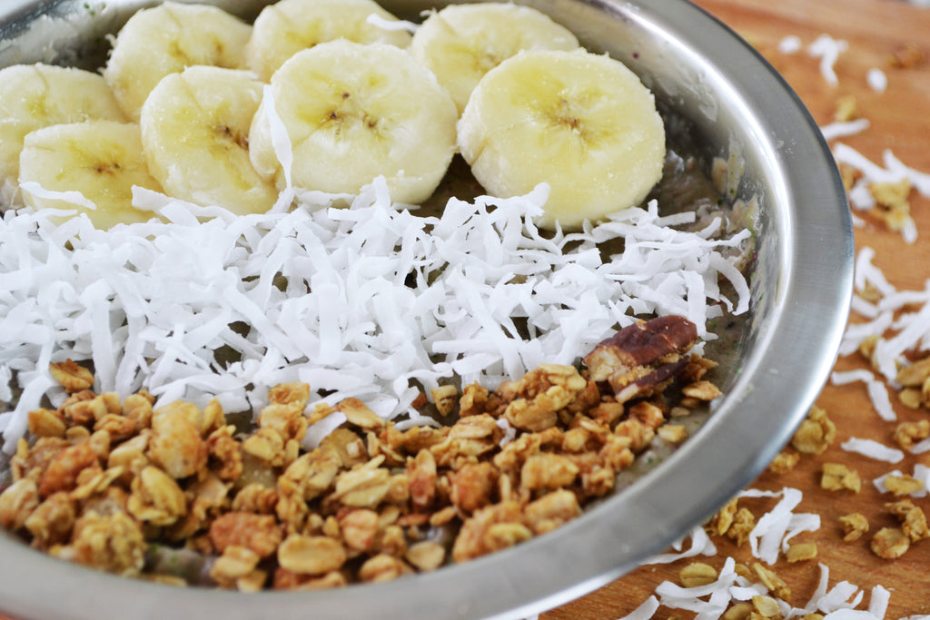 Strawberry Banana Crunch Smoothie Bowl – NUCO Online Store